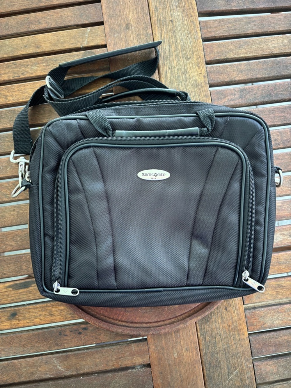 Vintage-  Samsonite Black Messenger bag